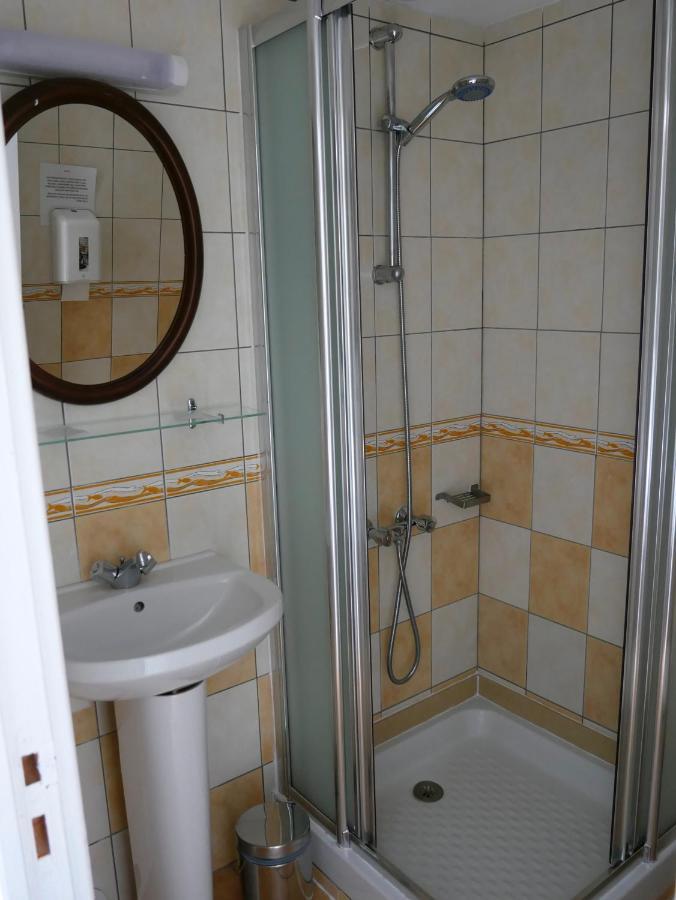 Auberge Trabenia Ascain Kültér fotó
