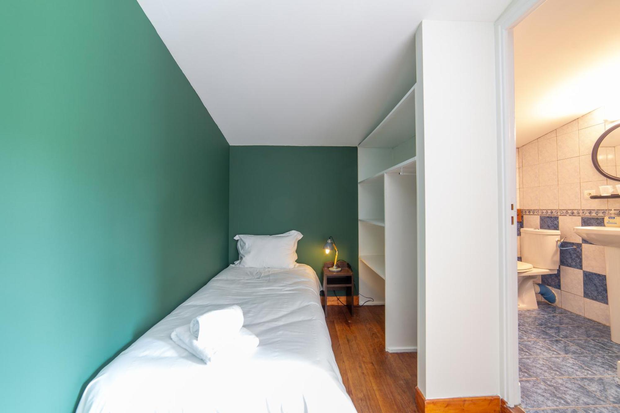 Auberge Trabenia Ascain Szoba fotó