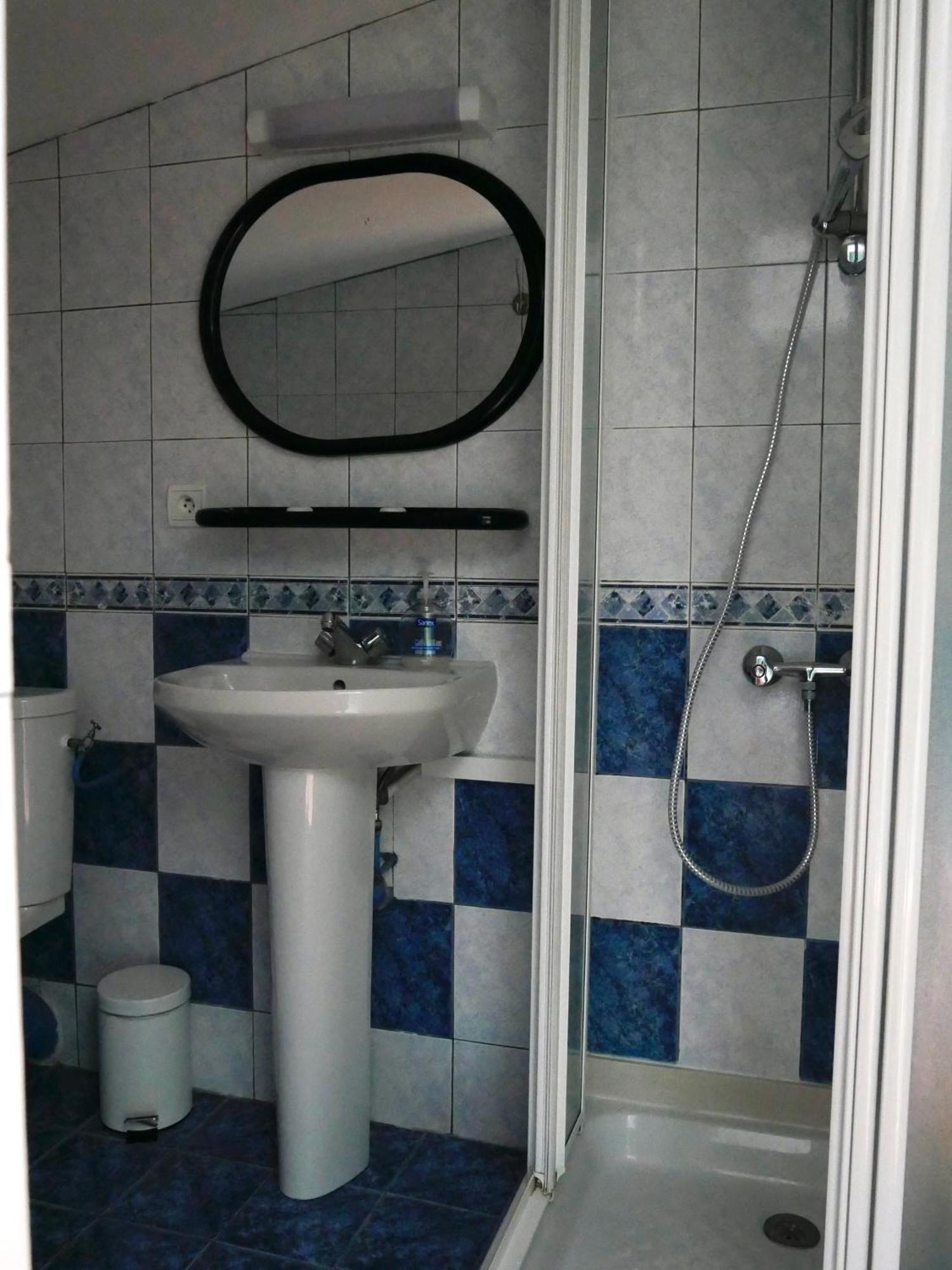 Auberge Trabenia Ascain Szoba fotó