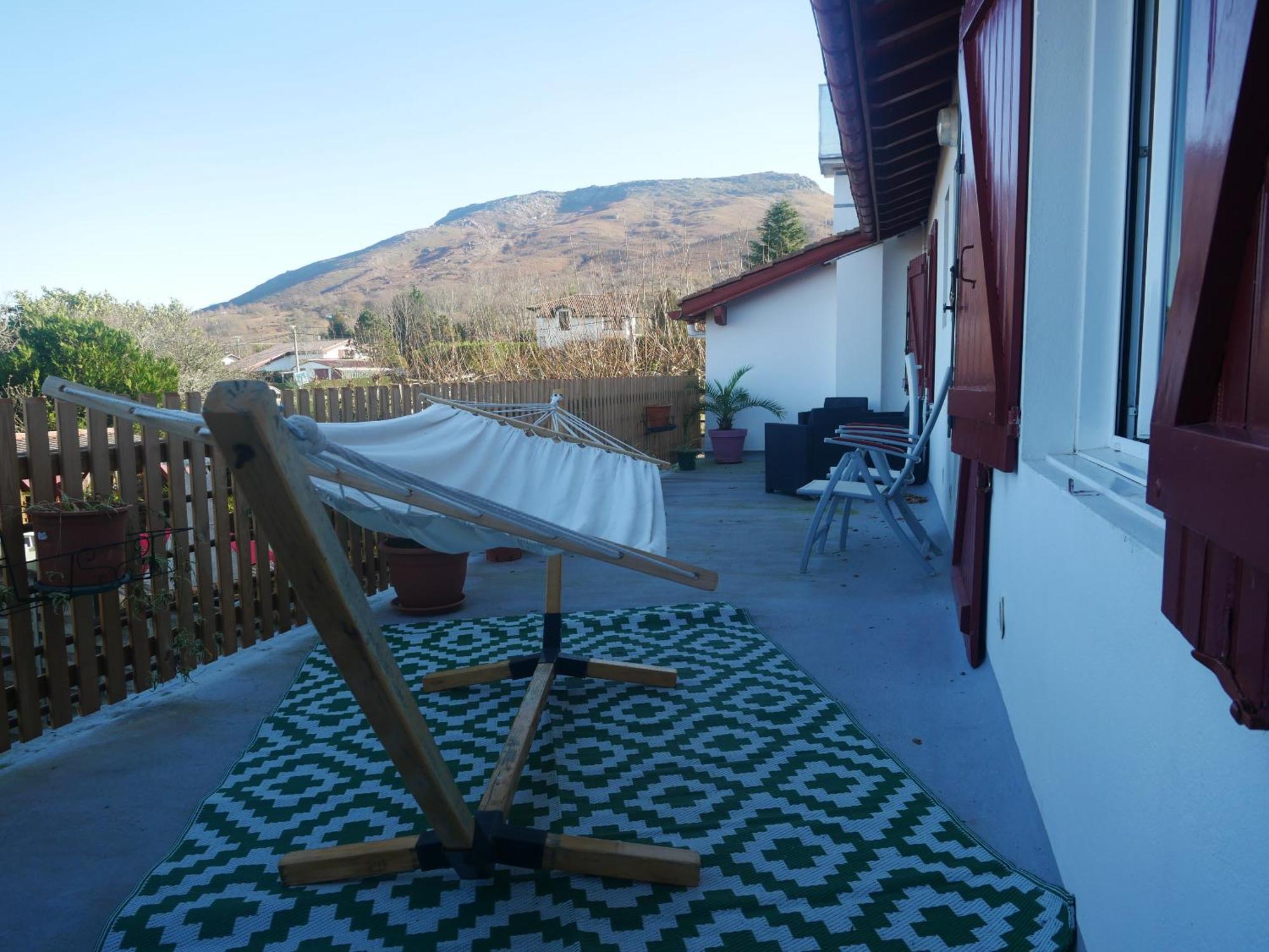 Auberge Trabenia Ascain Kültér fotó